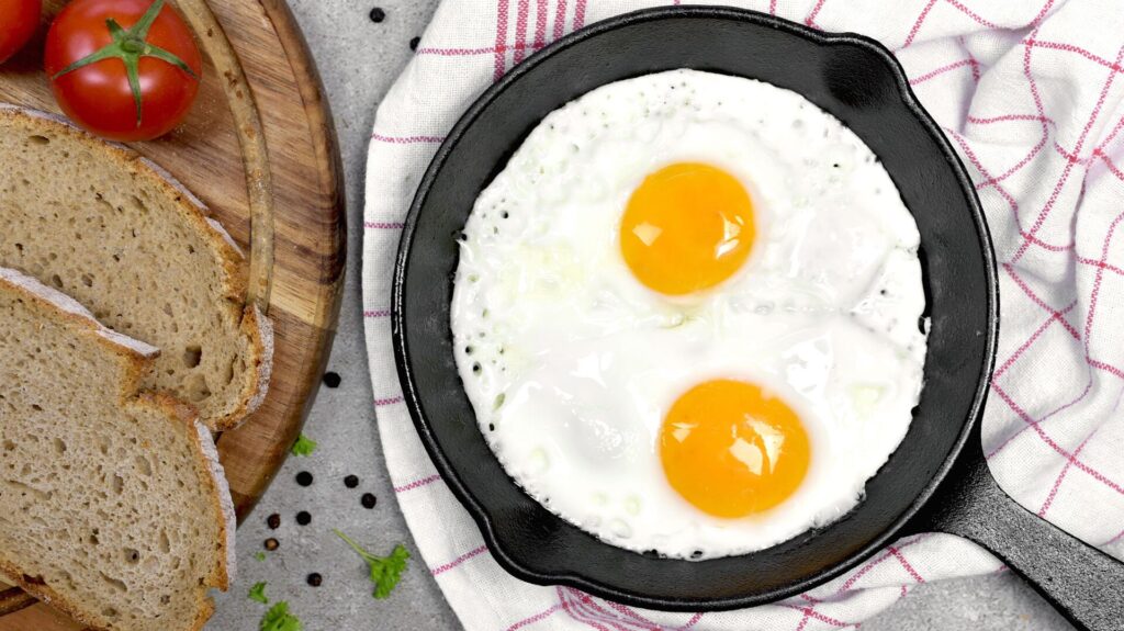 افزایش متابولیسم بدن با زرده تخم مرغ